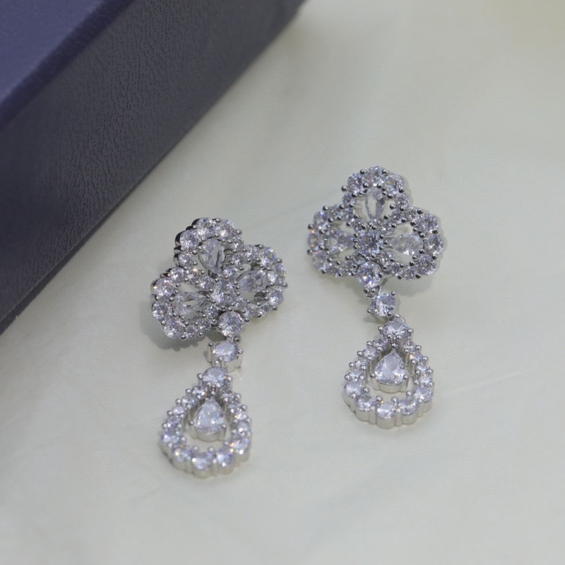 HARRY WINSTON